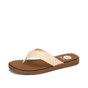 Yellow box Fen beige  FLIP FLOP medium width New in box
